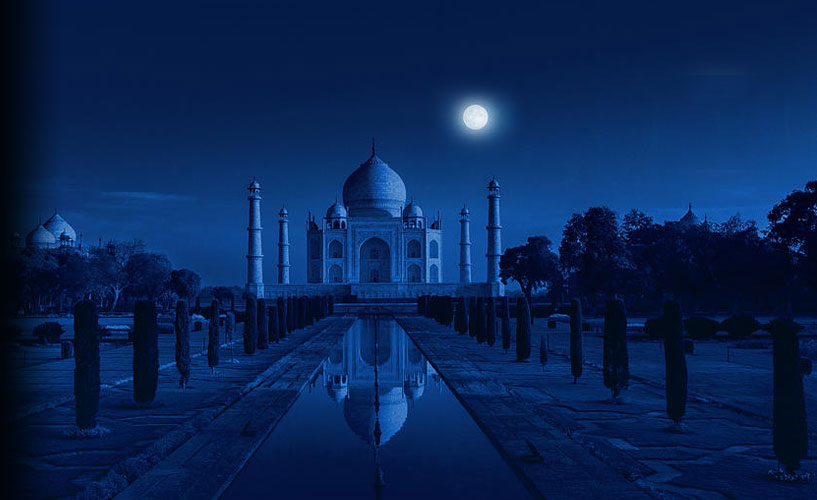 taj-mahal-at-full-moon-night